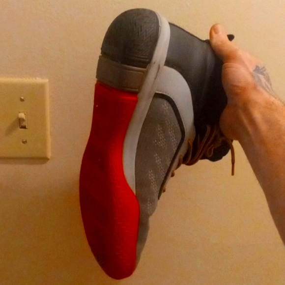 Men's puma runners. Multi color. Super heavy duty made for outdoors. Hiking ect. - Picture 5 of 6